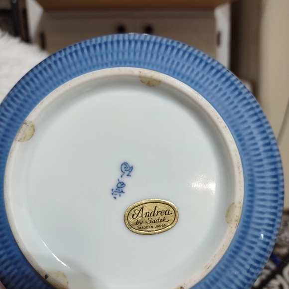 JAPANESE BLUE AND WHITE Vintage 2 piece Bowl set - Picture 9 of 10